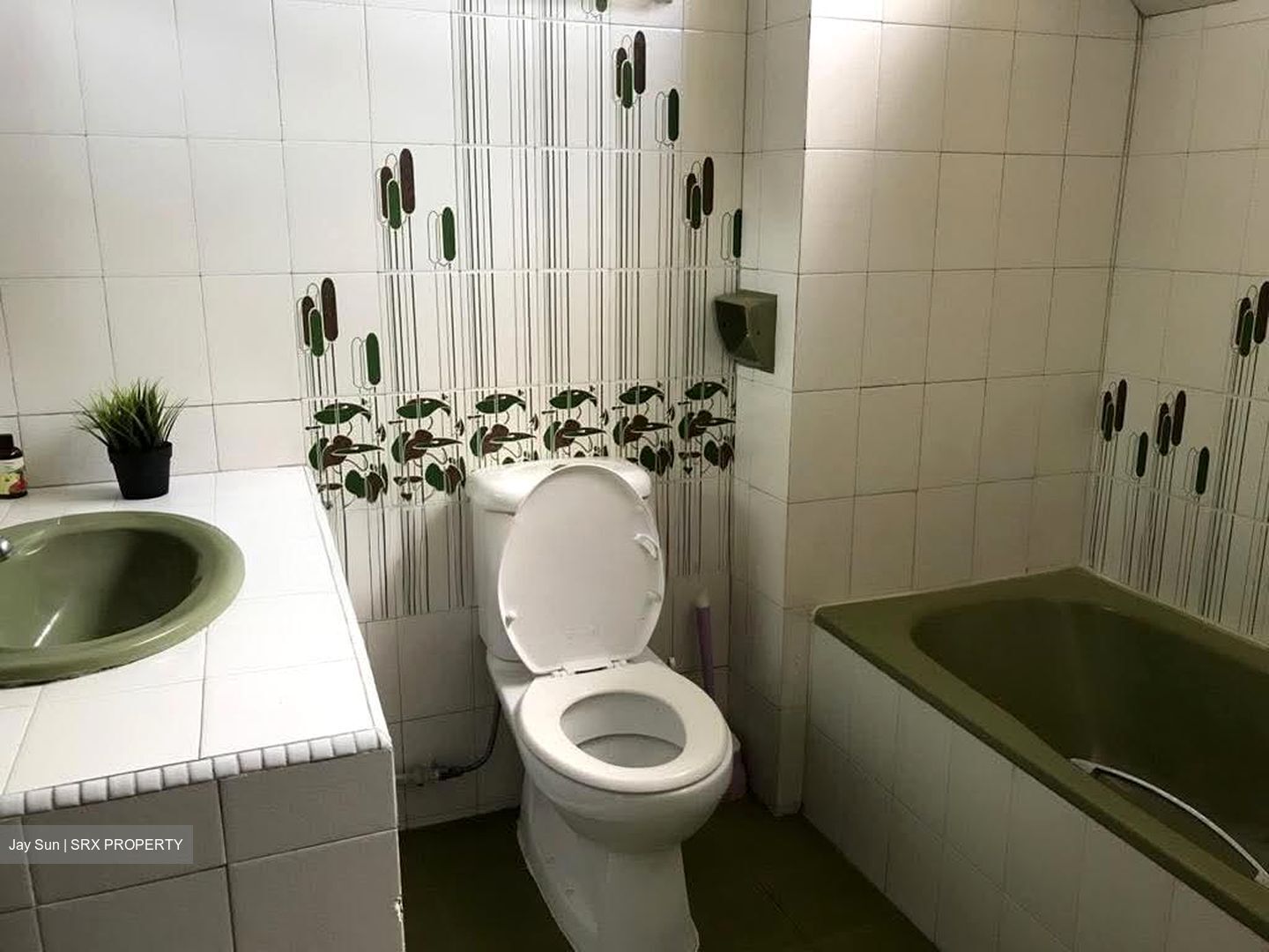 Emerald Apartments (D9), Apartment #628390751